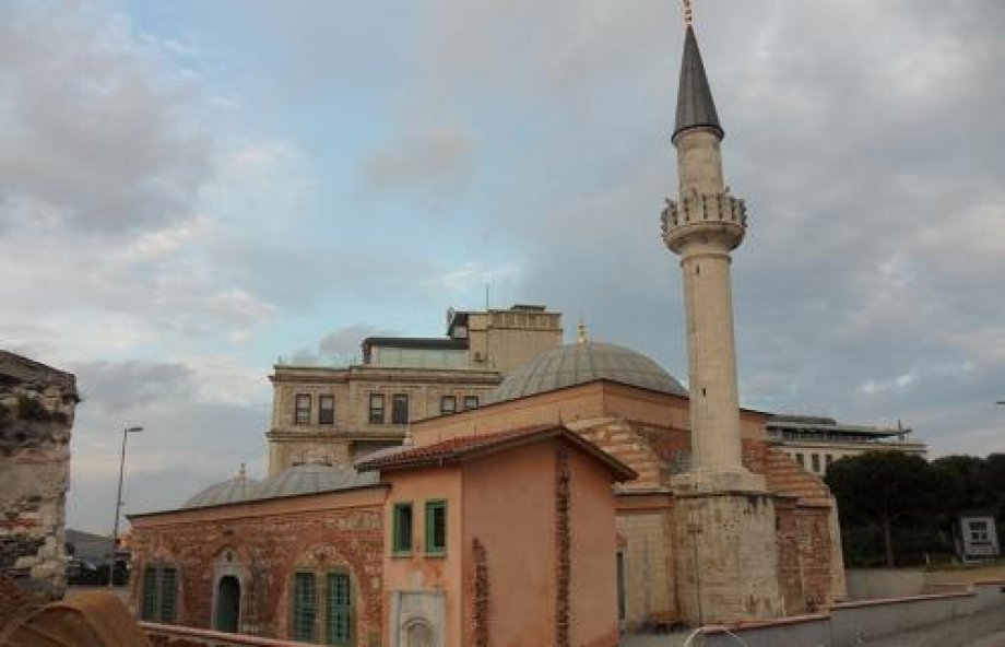 İstanbul Ah'i Çelebi Camii Elektrikli Yerden Isıtma