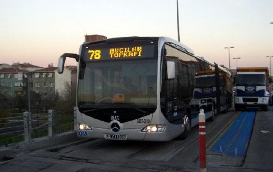 İstanbul - Metrobüs - Asfalt Altına Elektrikli Yerden Isıtma