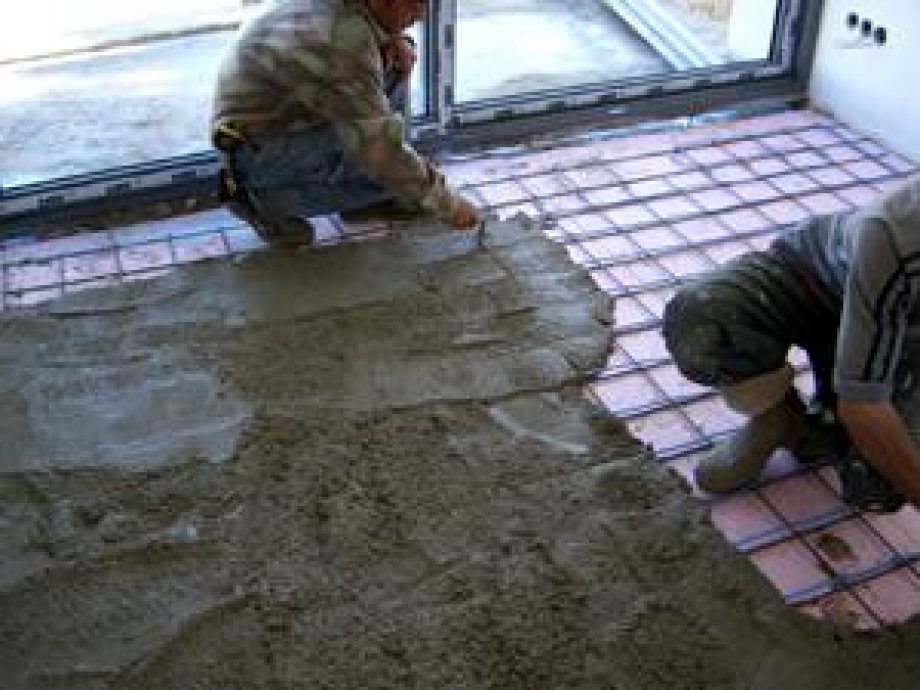 Floor heating in the Concrete Floor