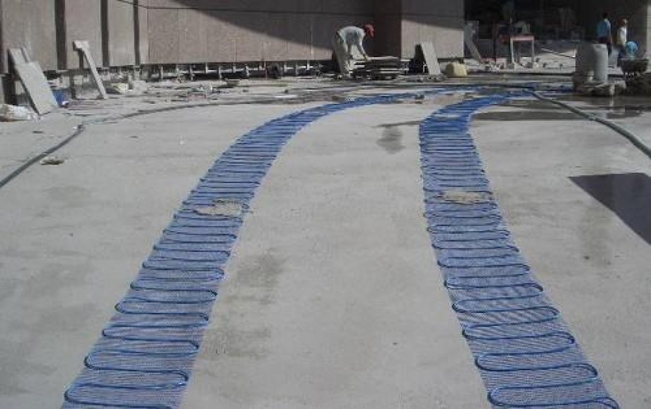 TOBB Electrical Underfloor Heating in the Garage Input, Wood Floor