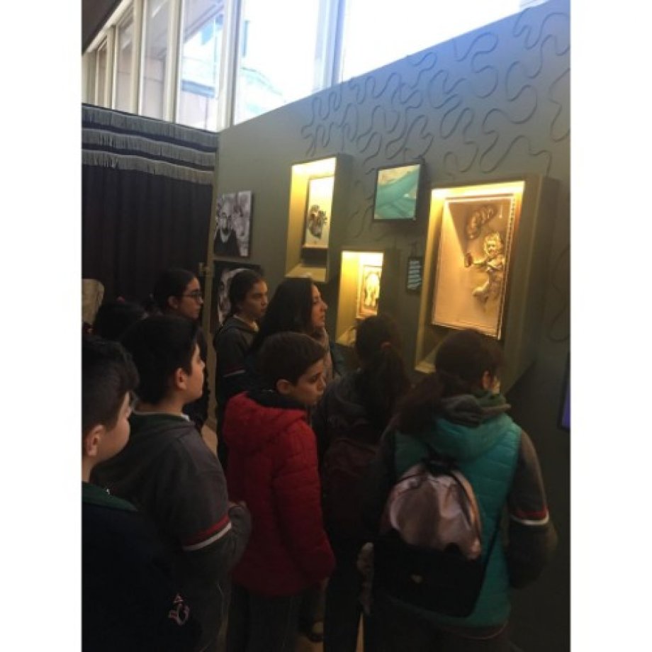 5.ve 7. Sınıf Öğrencilerimiz Pera Müzesinde Paracanov Sergisini Gezdi.