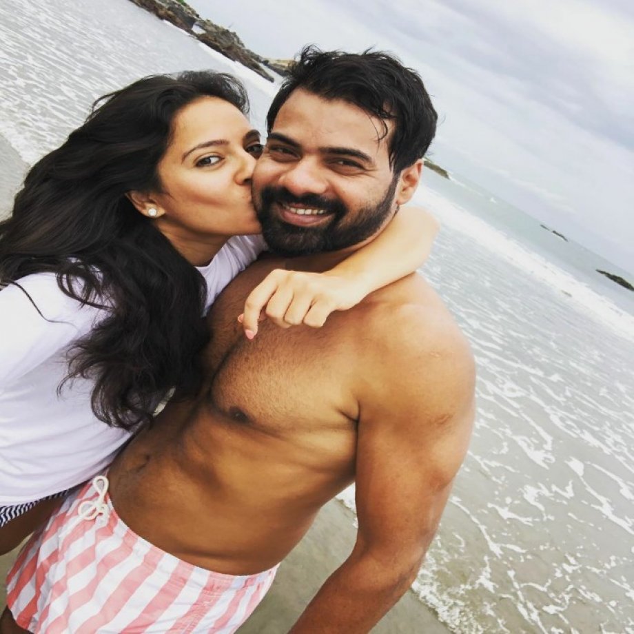 шаббир ахлувалиа. какая кансистенчия канчи. каран сингх гилл с женой ххх. канчи. канчи коул.