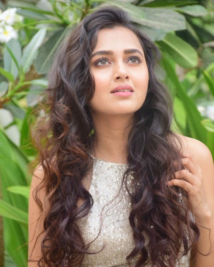 Tejaswi Prakash Wayangankar'ın Yeni Showu 