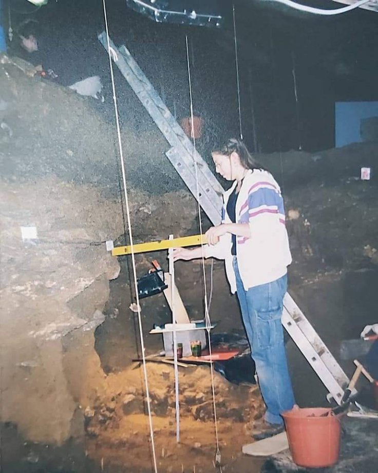 Belçika Scladina Mağarası Kazısı